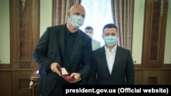Олексій Потапенко («Потап») отримує звання «Заслуженого артиста України», архівне фото 