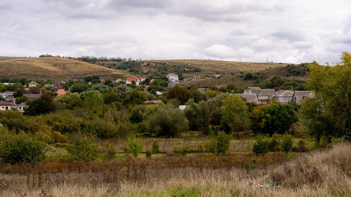 Синоптик крым село. Курцовская балка Крым. Крым село балки.