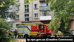На місці події працюють поліцейські та інші служби