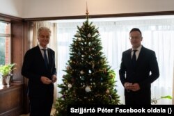 Geert Wilders, a hollandiai Szabadságpárt vezetője és Szijjártó Péter magyar külügyminiszter Hágában 2020. december 10-én.