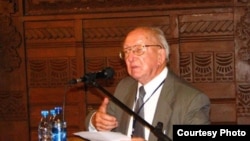 Доктор философских наук, профессор Борис Максимович Фирсов