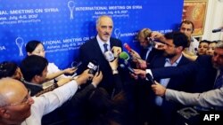 Главный переговорщик правительства Сирии и представитель Сирии при ООН Башар Джафари на предыдущей встрече по урегулированию конфликта в Сирии. Астана, 5 июля 2017 года.