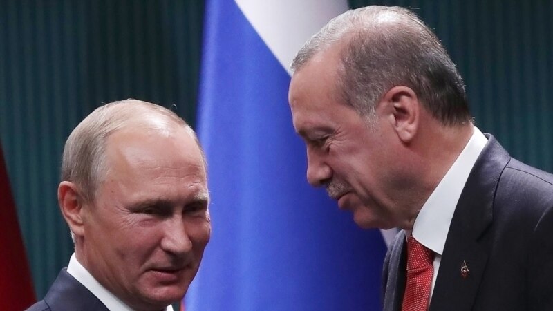 Președinții Rusiei și Turciei se întâlnesc la Soci pentru a discuta despre războiul din Siria 