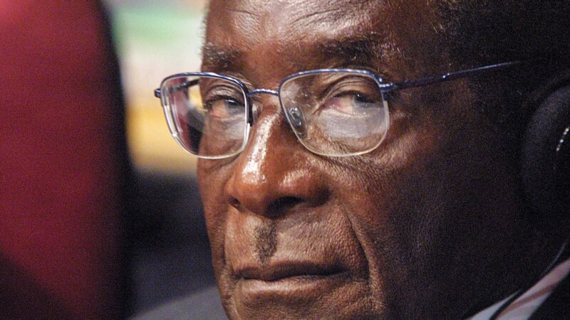 Mugabe će biti sahranjen u svom selu, a ne u mauzoleju 