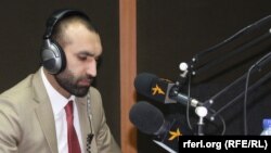 د نړیوالو اړیکو افغان شنونکی انتظار خادم