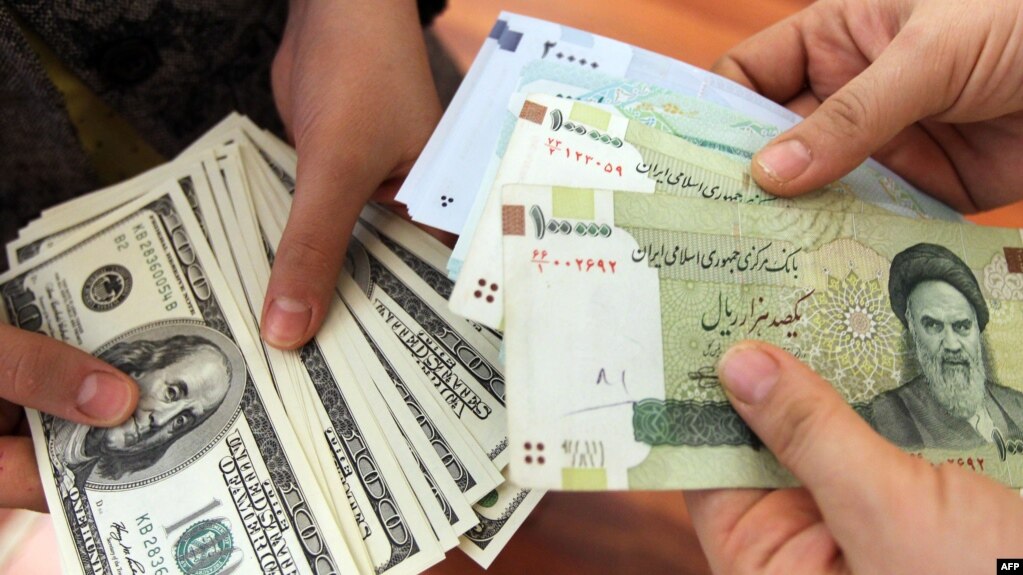 شش میلیارد دلار سرمایه در شش ماهه نخست سال ۱۴۰۰ از ایران خارج شده است