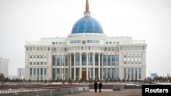 Ақорда - Қазақстан президентінің Астанадағы резиденциясы. (Көрнекі сурет)