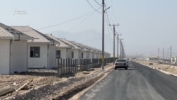 Кыргыз-тажик чек арасы: Алмашылган айылдардагы мүлктү тактоо аяктады 