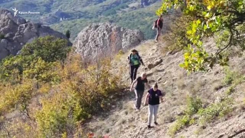 «Бабье лето» на горном хребте Чалки близ Судака (видео)