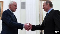 ლეონიდ თიბილოვი, ვლადიმირ პუტინი. 2017 წლის 21 მარტი