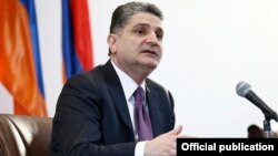 Armenia - Prime Minister Tigran Sarkisian gives a news conference in Yerevan, 27Dec2013.