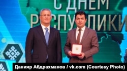 Данияр Абдрахманов Радий Хәбиров белән