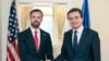 Vršilac dužnosti premijera Kosova, Albin Kurti, sa visokim zvaničnikom američkog State Departmenta, Brendanom Hanrahanom.