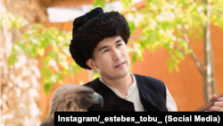 Аалы Туткучев 