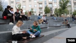 Tineri la Moscova