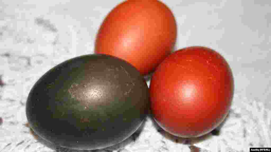 Күки авылында 1 май өчен буялган йомыркалар