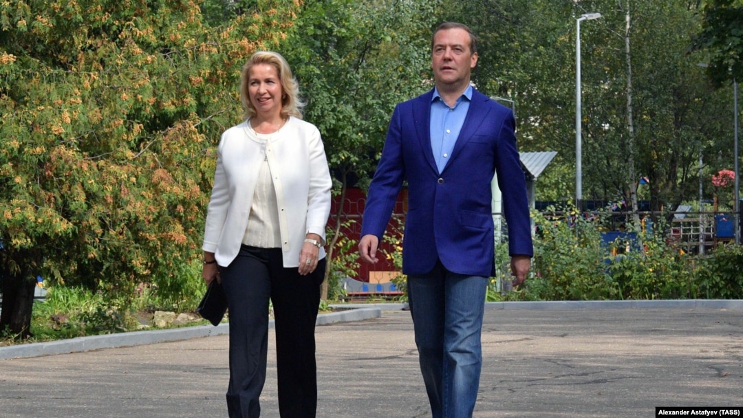 Светлана и Дмитрий Медведевы