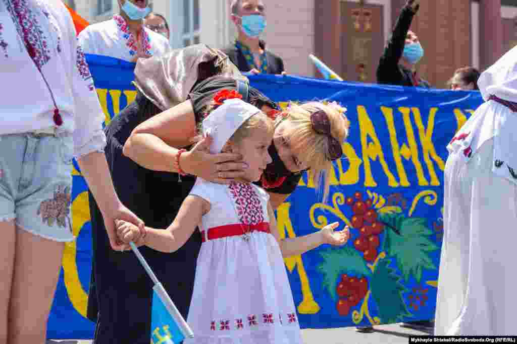 Учасники маршу прийшли з дітьми, які очолювали колону