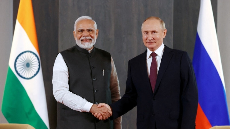 Премьер-министр Индии Моди прибыл с официальным визитом в Москву