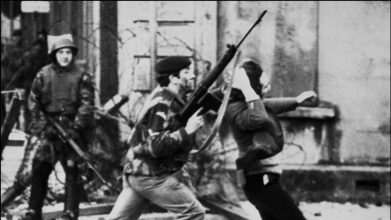 Džonson se izvinio zbog ubistava civila u Belfastu 1971. 