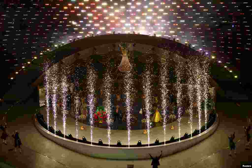 Цяпер усе чаканьні засяроджаныя на зімовых Паралімпійскіх гульнях, заплянаваных на 6–15 сакавіка. 6 сакавіка на арэне ў Вэроне адбудзецца цырымонія іх адкрыцьця.