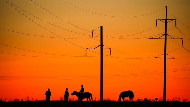 Өзбекстан Ооганстанга электр берүү келишимин узартты
