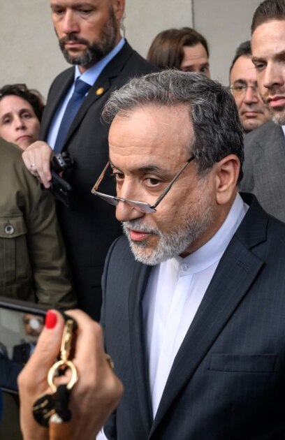 Двама командири в иранската Революционна гвардия са убити при израелски