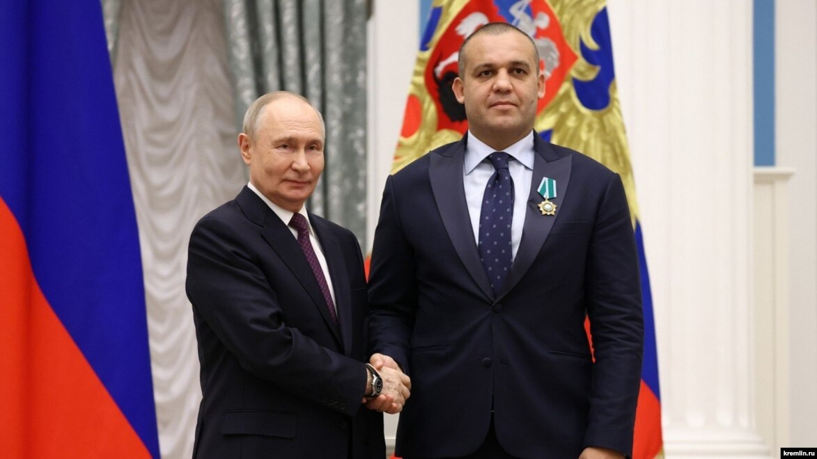 Хто такий Умар Кремльов, який профінансував вечірку після весілля Дональда Трампа-молодшого?