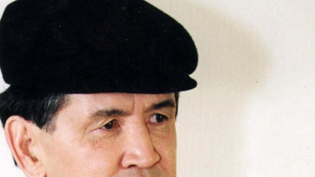 Лесбиянкалар кафеде жалап жүр Лесбиянкалар кафеде жалап жүр