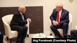 دونالد ترمپ رئیس جمهور امریکا و محمد اشرف غنی رئیس جمهور افغانستان در دیدار شان در شهر داووس سویس