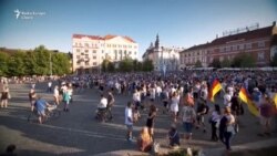 Peste 10.000 de oameni au protestat la Cluj în sprijinul mitingului diasporei de la București