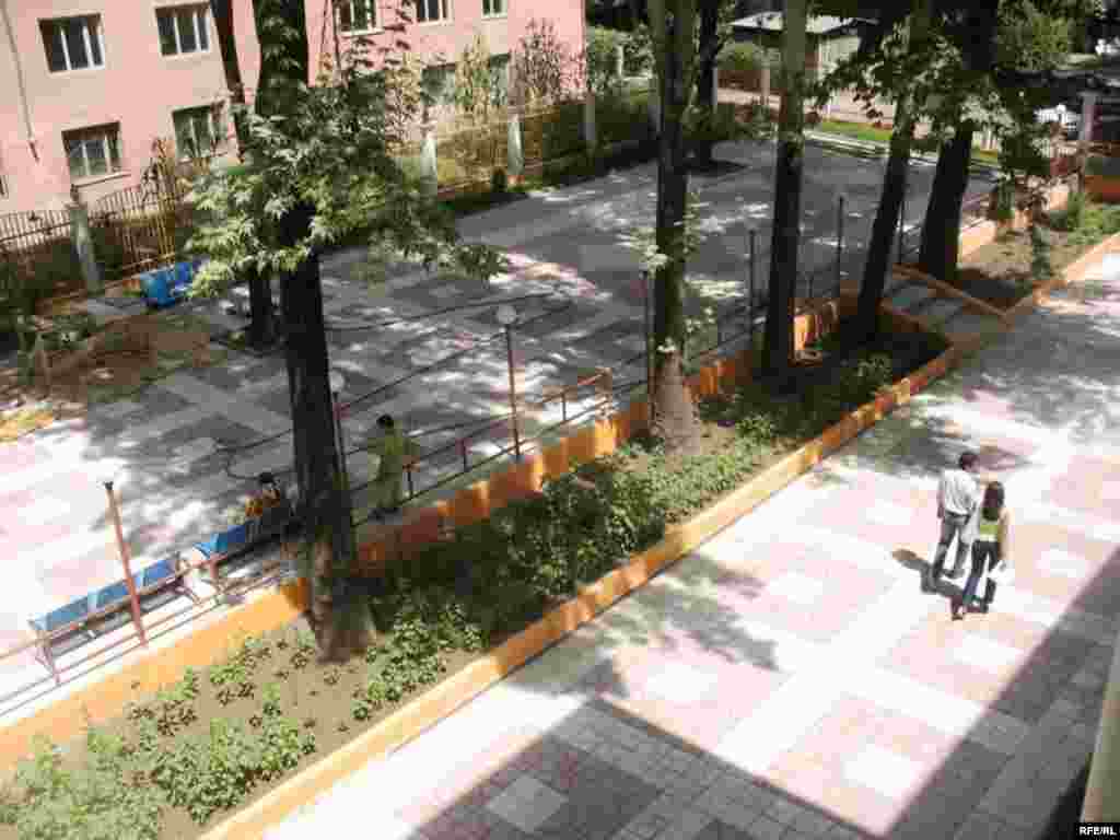 Нахустин гимназияи хусусӣ #19