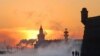 The frozen Neva River in St. Petersburg (photo by A. Belenky)