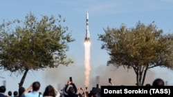 Запуск российской ракеты-носителя «Союз-ФГ» с кораблем «Союз МС-10» с «Гагаринского старта» космодрома Байконур. 11 октября 2018 года.