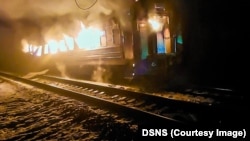 27 იანვარს, დრონებით დარტყმის შედეგად ხარკოვის ოლქის იზიუმის რაიონში ცეცხლი გაუჩნდა სამგზავრო მატარებელს 