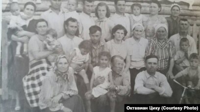 Kemerovolik fohishalar Sibir soqchilarida turishibdi