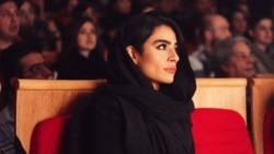 Këngëtarja iraniane dënohet me 4 vjet burgim për “nxitje të prostitucionit”