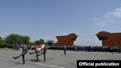 Фотография - пресс-служба президента Армении