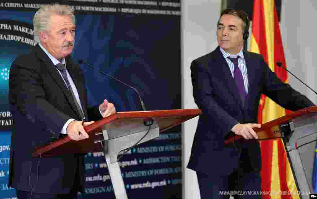 МАКЕДОНИЈА - Направивте големи напори на патот на интегрирање во ЕУ, беше донесен Договорот од Преспа, го донесовте Законот за јавно обвинителство, клучен фактор, поради кој одредени земји не дадоа зелено светло, порача министерот за надворешни и европски работи на Луксембург, Жан Аселборн денеска на заедничката прес-конференција во Скопје со шефот на дипломатијата Никола Димитров.