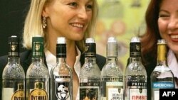 Rusiyada 90-cı illərdə adambaşına təmiz alkoqol istifadəsi 5,4 litr olubsa, 2008-ci ildə bu rəqəm 10 litrə çatıb
