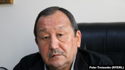 Шашты милфтердің фотосуреттері