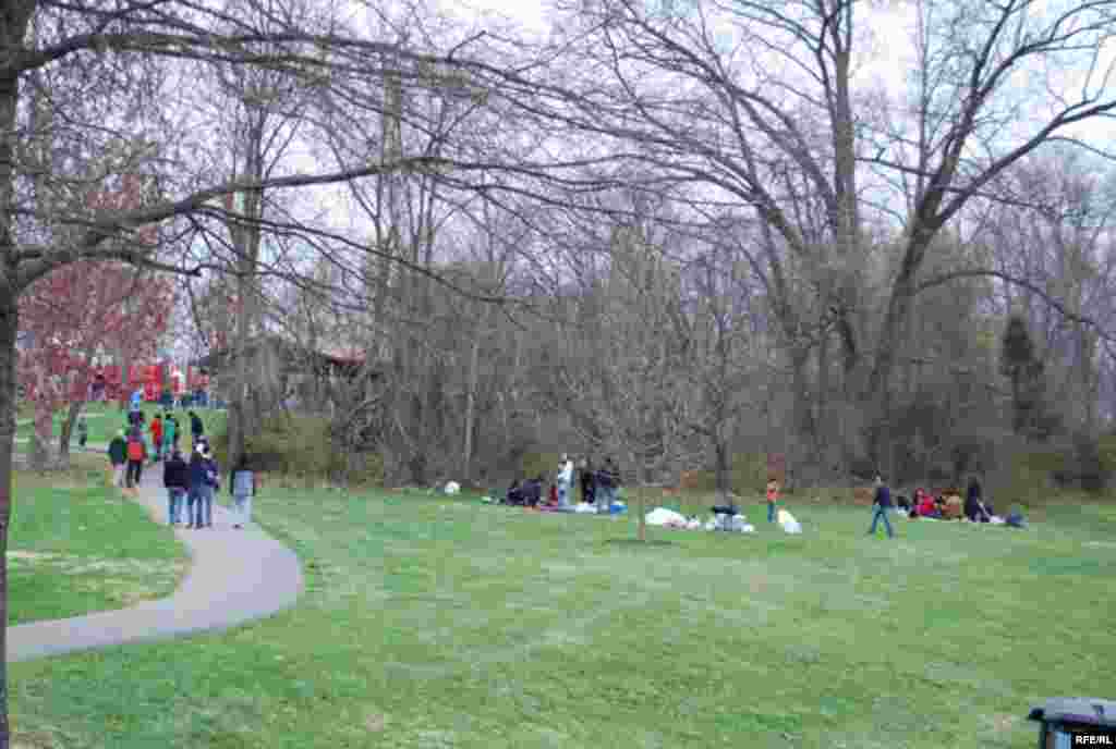 U.S. -- 13 Bedar in Black Hill, is the Persian Festival of springs. It is a full day of mass Outdoors Picnic, which occurs on the 13th day of Norouz, 01Apr2007