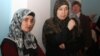 Жены узбекских беженцев стучатся и к оппозиции, и к «Нур Отану» 