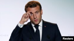 Франция президенті Эммануэль Макрон.