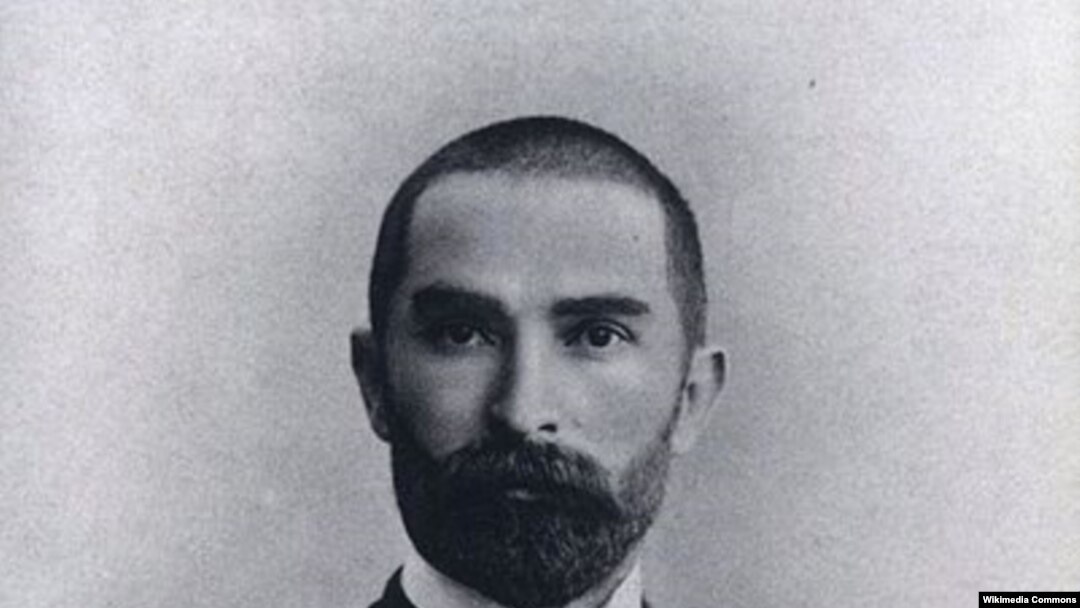 Эльдерханов Таьштамир.