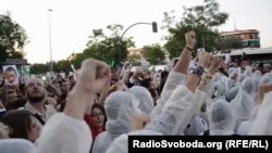 Фани «Райо» на одній з вуличних акцій в Іспанії