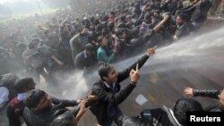 Sukob sa policijom u glavnom gradu Indije