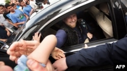 Сейчас власти Чечни делают все, чтобы продемонстрировать, как народ якобы любит своего главу, Рамзана Кадырова