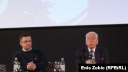 Tvrtko Jakovina i Budimir Lončar na okruglom stolu povodom godišnjice od osnivanja Pokreta nesvrstanih, 15. svibanj 2011.
