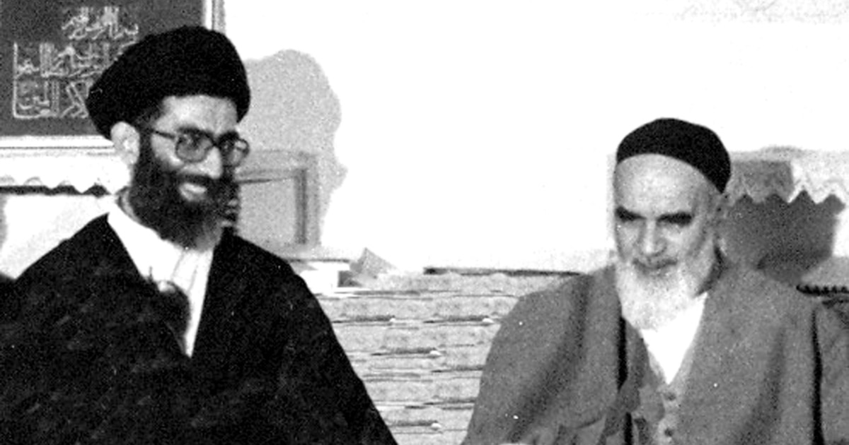 Върховният лидер на Иран Али Хаменей в мъртъв. Кой ще